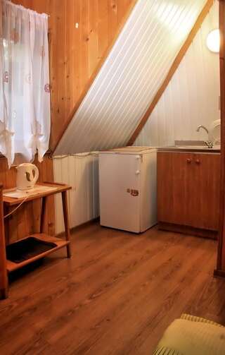 Курортные отели Camping Pod Krokwią Закопане Шале-3